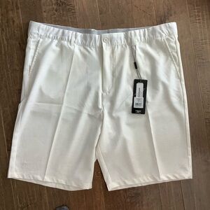 NWT HEAD Golf Men's White Shorts, Size 44